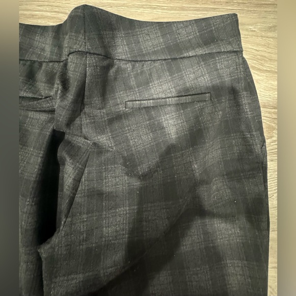 Hilary Radley Black & Gray Plaid Pants Size M - Picture 12 of 16